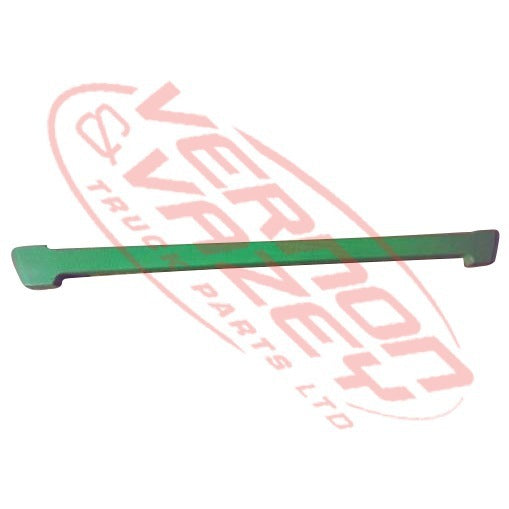 3788190-50 - FRONT BUMPER CENTRE - ABOVE HEADLAMPS - MITSUBISHI FP50/FV50/HD EURO V 2008-