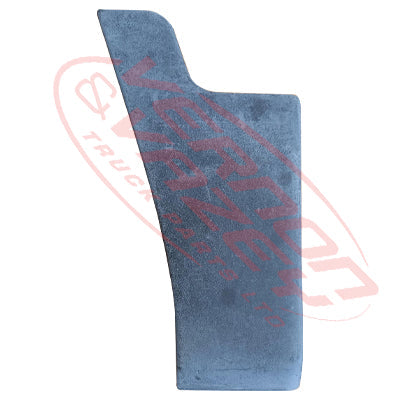 3798010-98S - FRONT DOOR GARNISH - C PILLAR - OUTER D/C - R/H - MITSUBISHI CANTER FE5/FE6 1994- GENUINE RECYCLED