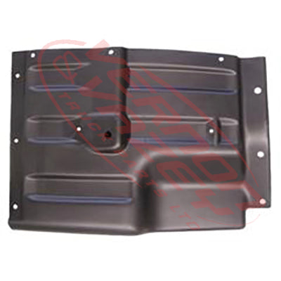 3798052-04S - FRONT MUD GUARD - R/H - WIDE - MITSUBISHI CANTER FE5/FE6 1994- GENUINE RECYCLED
