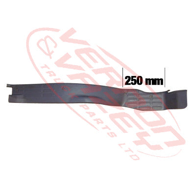 3798100-03S - GUARD KICK TRIM - L/H - N/CAB - MITSUBISHI CANTER FE7/FE8 2005- GENUINE RECYCLED