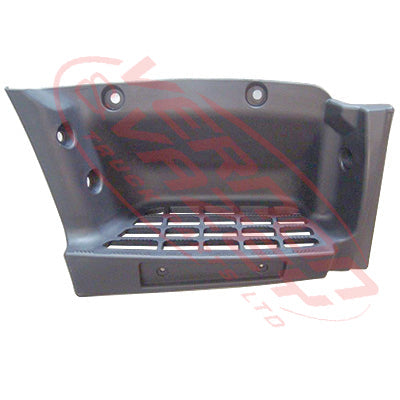 3798104-4S - STEP - R/H - NARROW - MITSUBISHI CANTER FE7/FE8 2005- GENUINE RECYCLED
