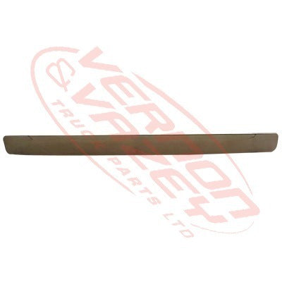 6593099-03 - GRILLE - INNER - ON CENTRAL GRILLE - SCANIA R TRUCK - 2003-