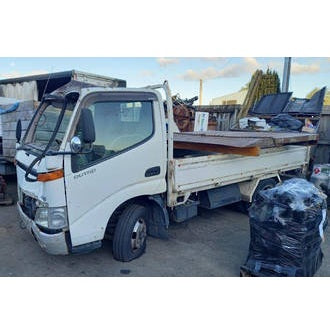 81870-DV-001 - VEHICLE FOR DISASSEMBLY - TOYOTA DYNA/HINO DUTRO XZU3/4/5/6 2000-