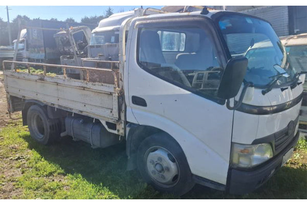81870-DV-001 - VEHICLE FOR DISASSEMBLY - TOYOTA DYNA/HINO DUTRO XZU3/4/5/6 2000-