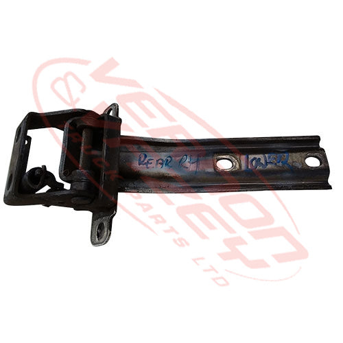 8187010-96S - DOOR HINGE - LOWER  R/H  REAR - TOYOTA DYNA XZU3 / XZU4 2000- GENUINE RECYCLED