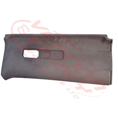 8187012-4S - REAR PILLAR UPPER COVER - R/H - TOYOTA DYNA XZU3 / XZU4 2000- GENUINE RECYCLED