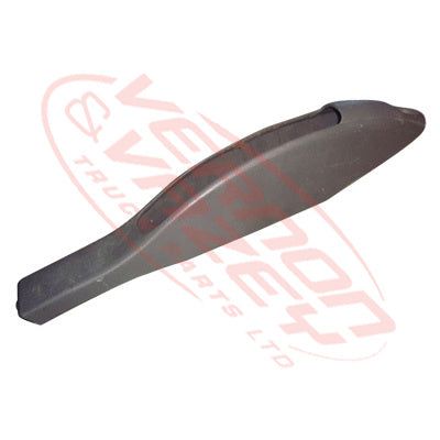 8187012-9S - HANDBRAKE SURROUND - N/CAB - TOYOTA DYNA XZU3 / XZU4 2000- GENUINE RECYCLED
