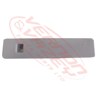 8187034-LID-2S - LOWER LEFT INTERIOR FUSE BOX COVER - TOYOTA DYNA XZU3 / XZU4 2000- GENUINE RECYCLED