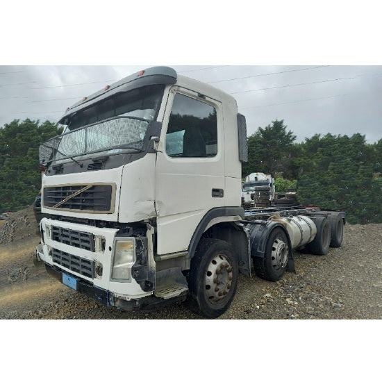 90120-DV-001 - VEHICLE FOR DISASSEMBLY - VOLVO FH/FM 2003-