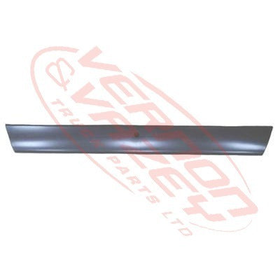 9012090-50 - FRONT BUMPER CENTRE - CAVE TYPE - STEEL - VOLVO FH - 2003-