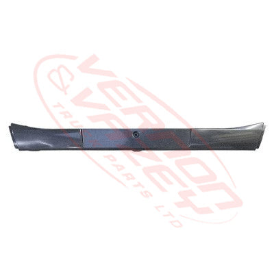 9013190-06 - FRONT BUMPER - MIDDLE SECTION - SMOOTH TYPE - VOLVO FH/FM 2013-
